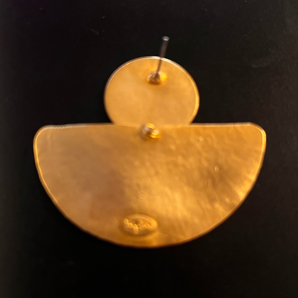 Roller Rabbit Gold Statement Earrings - Picture 4 of 5
